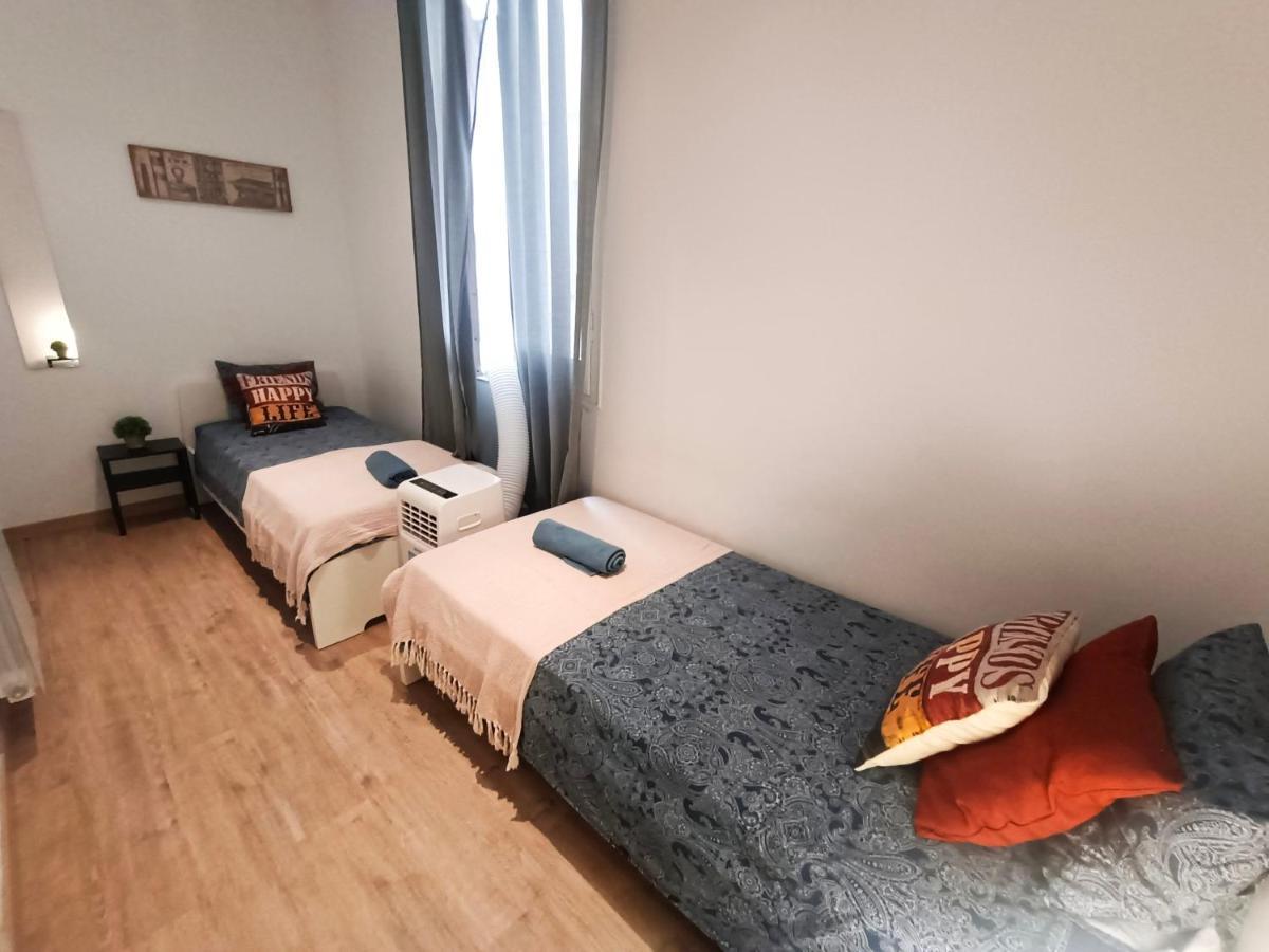Private Rooms In Born Βαρκελώνη Εξωτερικό φωτογραφία